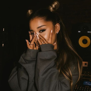 Muy Dificil (Explicit)