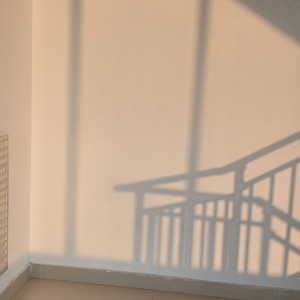 eyes blue like the atlantic