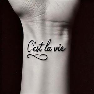 c'est la vie (feat. roddy wrow)