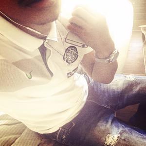 YVES SAINT LAURENT (Explicit)