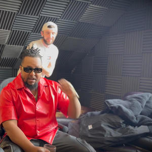 Moving (feat. ProJay Yungen Lavish) (Explicit)