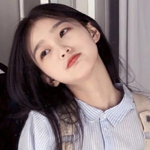 教堂的白鸽不会亲吻乌鸦