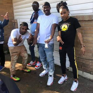 FREE YO GROOVE (Explicit)