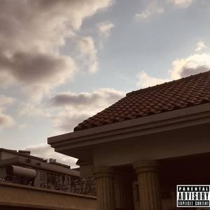 我时常看着镜子里的自己感到害怕 (我感觉有个恶魔住在我心里)