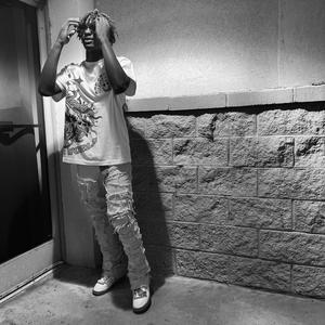 Lavish (feat. ysmike) (Explicit)