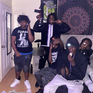 4 Deep (feat. Mbg lu9ine, Pcr Ty & Trap lu spray) (Explicit)