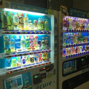 hit and run (feat. owtiss) (Explicit)