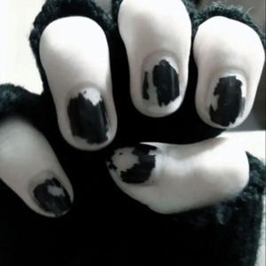 innocent suicide (feat. horrormovies) (Explicit)