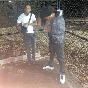 Buckets (feat. Roz DTM) (Explicit)