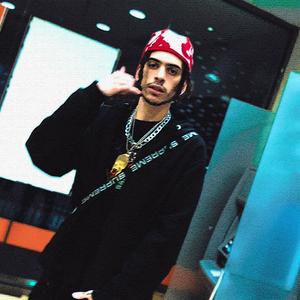 Una en cada mano (feat. Sirÿa) (Explicit)