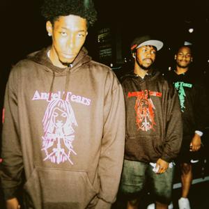 TRAP TEARS (feat. JugoDidIt! & CHARLESGOTCASH) (Explicit)