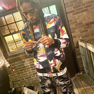 OLD ME (feat. G-Mac) (Explicit)