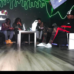 Mr.popper (Explicit)