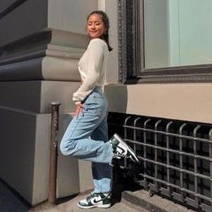 Nike Dunks(feat. KidLovo) (Explicit)