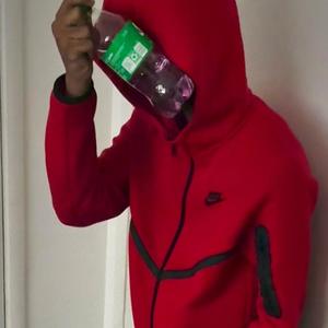 loose lips (feat. JKilledThisBeat) (Explicit)