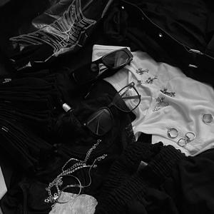 who u feelin like (feat. lxstk1) (Explicit)