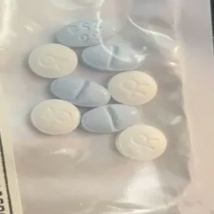 Lorenisgeekd (Explicit)