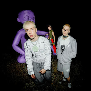 W NOCY (Explicit)