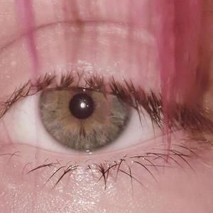 Не чувствую (prod. by Wellfore|Explicit)