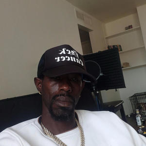 Keep the train going (feat. Mac Crooked) (Explicit)