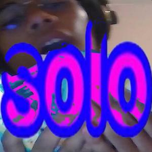Solo (feat. wasting shit, tommy moisi & 2012)