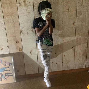 Hit em Up (Explicit)