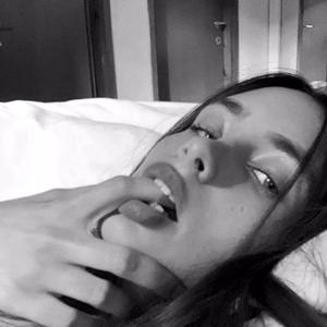 o bi yıldız , geceden kalan (Explicit)