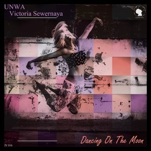 Dancing on the Moon (Extended Mix)