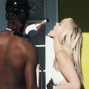 Her & Her Best Friends(feat. Gee Phaizo) (Explicit)