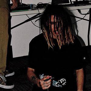 YUKK (feat. SEVERED & 33MERCURY) (Explicit)