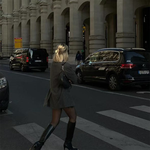 Price Tag（旋律优美）