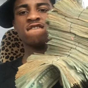 In these streets frl (feat. Lotta Pay & Baby Bro) (Explicit)