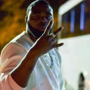 On Me(feat. Tony Gramz) (Explicit)