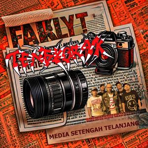 Media Setengah Telanjang (Explicit)