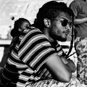 Breaking My Heart(feat. Blk9) (Explicit)