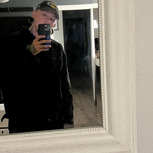 Hotel (Explicit)