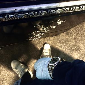 Praise the lord (feat. luhchozenn) (Explicit)