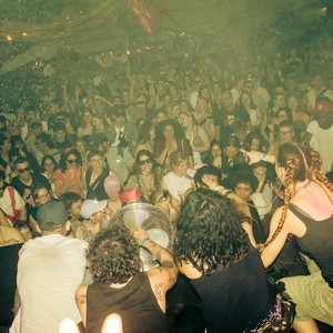 Austicker (Explicit)