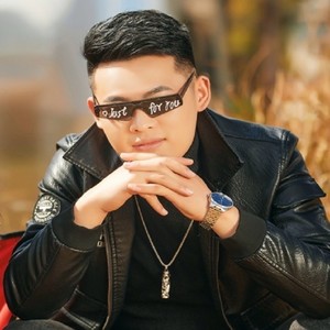 光明 (remix: 谭艳)