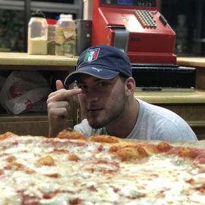 EVERYBODYS EATS (Explicit)