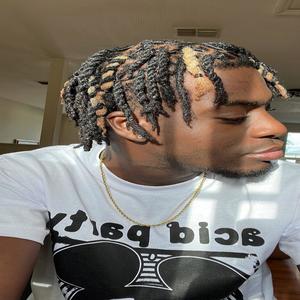 I don’t date white girls anymore (Explicit)