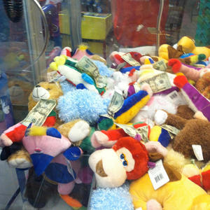 ROSE GOLD (feat. S T R E T C H) (Explicit)