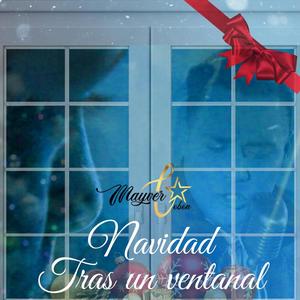 Navidad tras un ventanal
