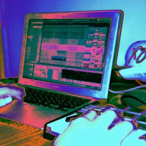 E min 303 160(Pensando en ti) (Explicit)