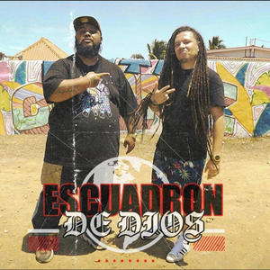 El Escuadron de Dios (feat. Charly Bless)