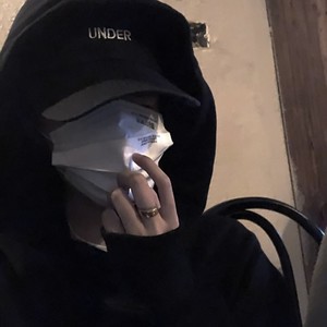 干嘛听苦情歌以为多浪漫