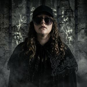 ME ESTÁ CONSUMIENDO.