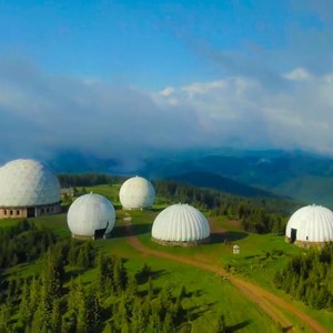 她笑起来真好看