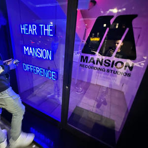 Green Dot (feat. Jswesley) (Explicit)