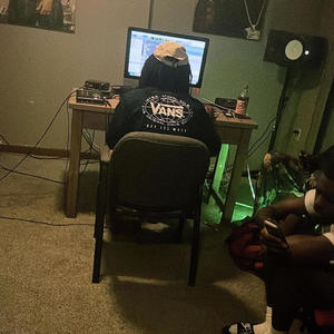 Problem child (feat. 4uncho) (Explicit)